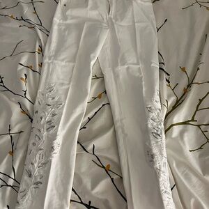Chico's Cream Slim Leg Ankle Pants